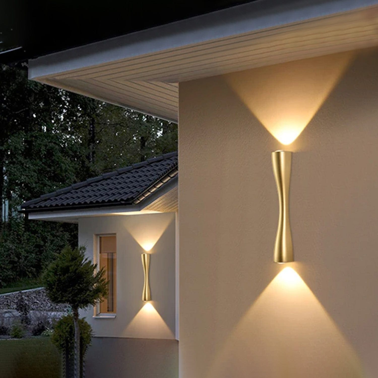 Golden Nexus Outdoor Facade Wall Light