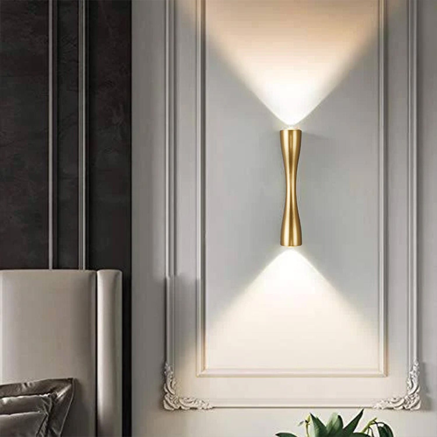 Golden Nexus Outdoor Facade Wall Light